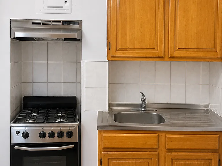 34 Carlton Ave #3A — Photo 2