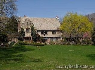 546 North St, Greenwich, CT 06830