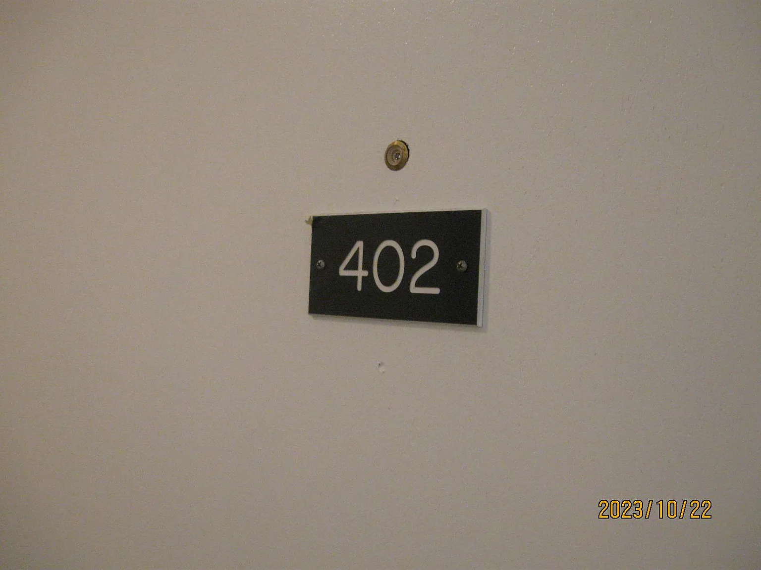 2 bed, 1042 sqft, $3,300 — Photo 1