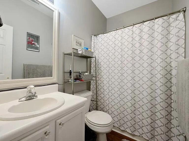 200 Highgate Cir — Photo 16