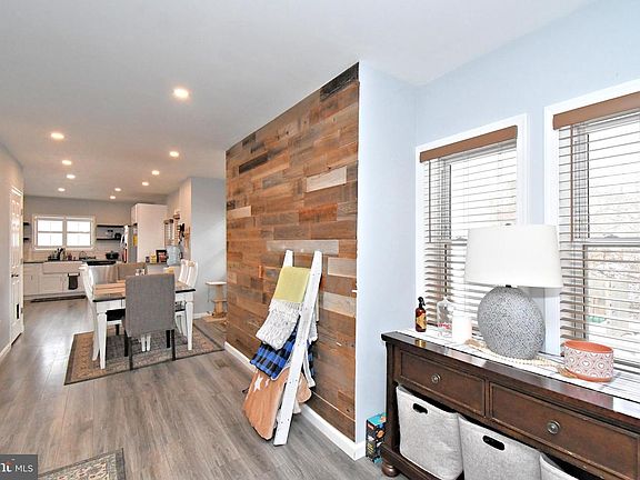 5th image of 510 N Pleasant View Rd