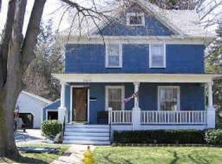 24 Summit St, Le Roy, NY 14482