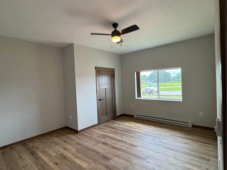 600 W Hickory St #6 — Photo 3