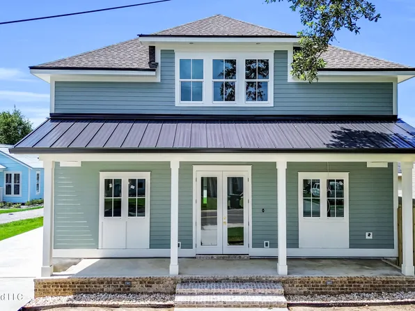 412 Main St, Bay Saint Louis, MS 39520