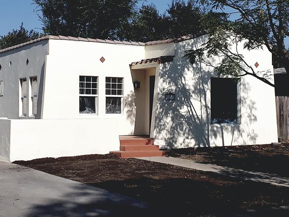 1st image of 1727 Lucerne Ave