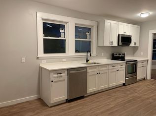 18 Hawthorne St, Lynn, MA 01902