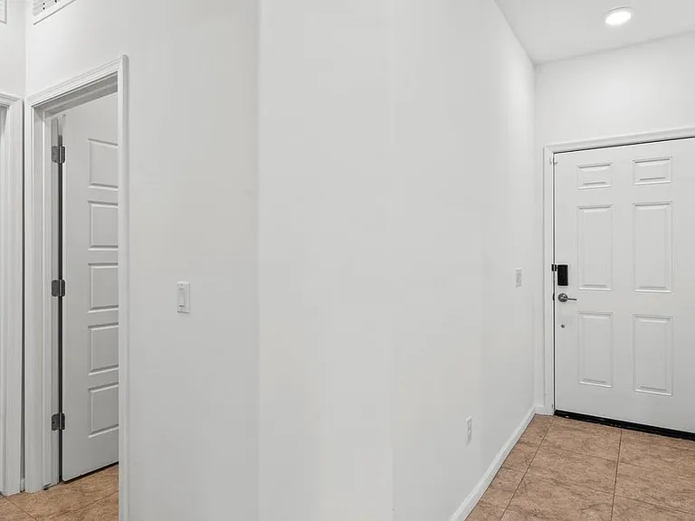 7093 W Muirwood Ln — Photo 13