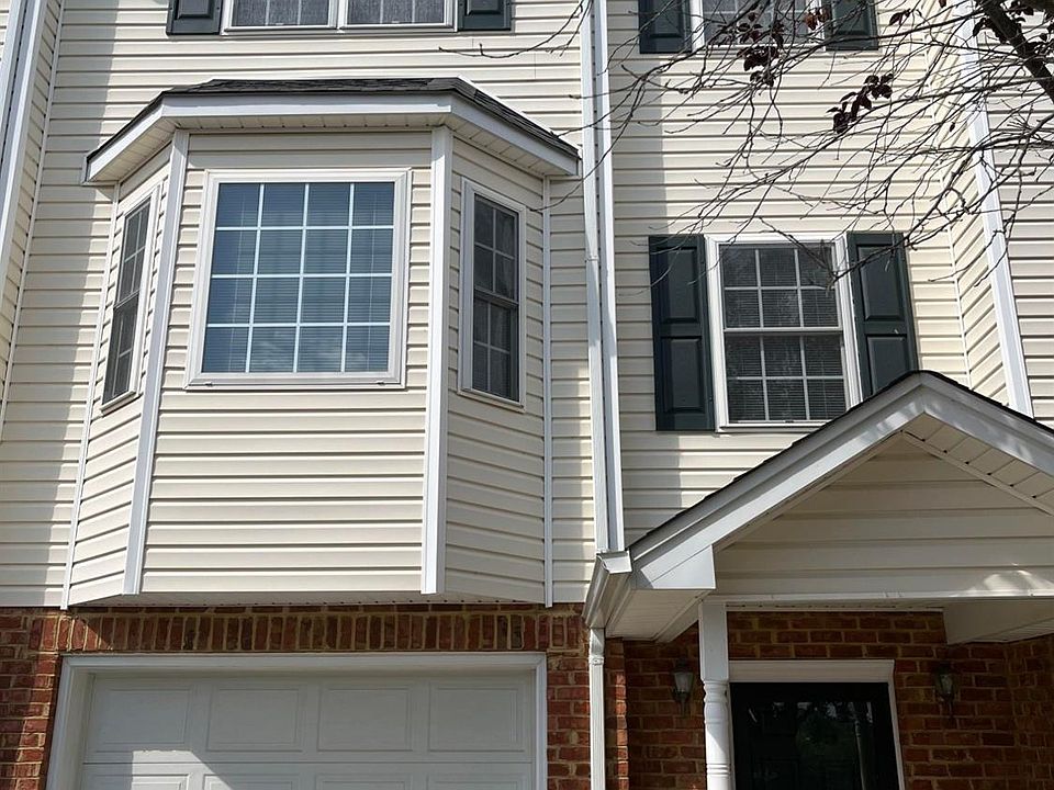 1st image of 757 Wyndhurst Dr