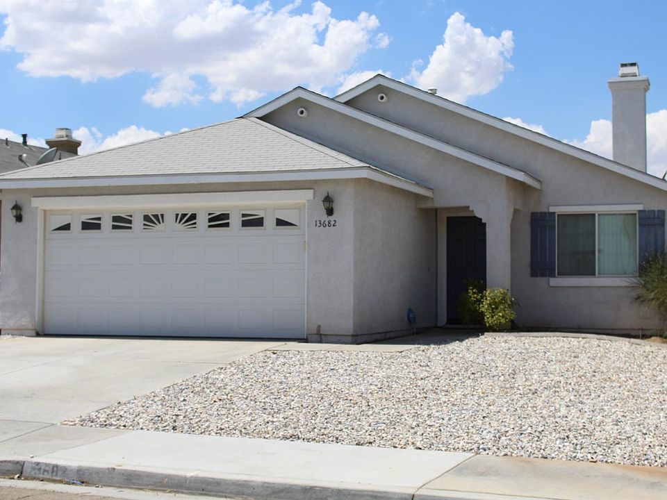 1st image of 13682 Sylvan Oaks St