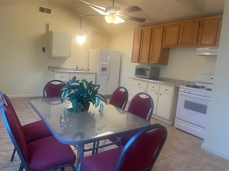 1158 Sapphire Pl — Photo 7