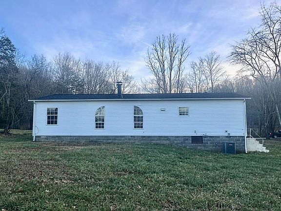 3rd image of 58 Pendleton Branch Rd