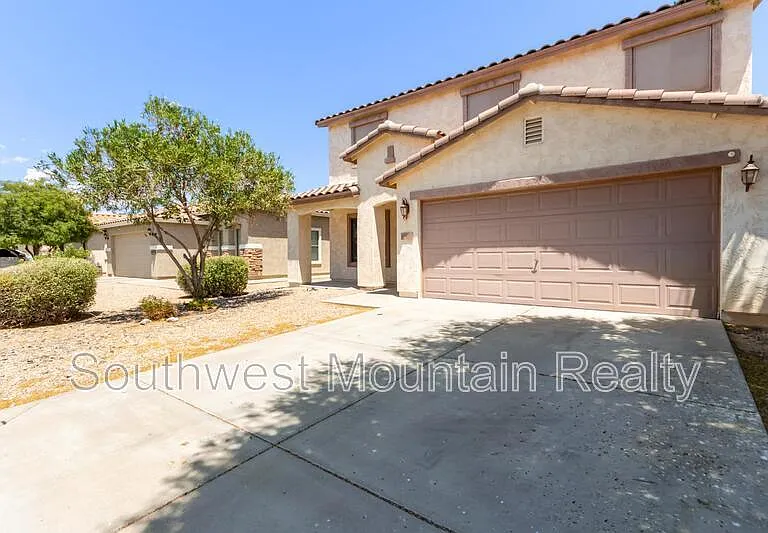 44856 W Paitilla Ln — Photo 3