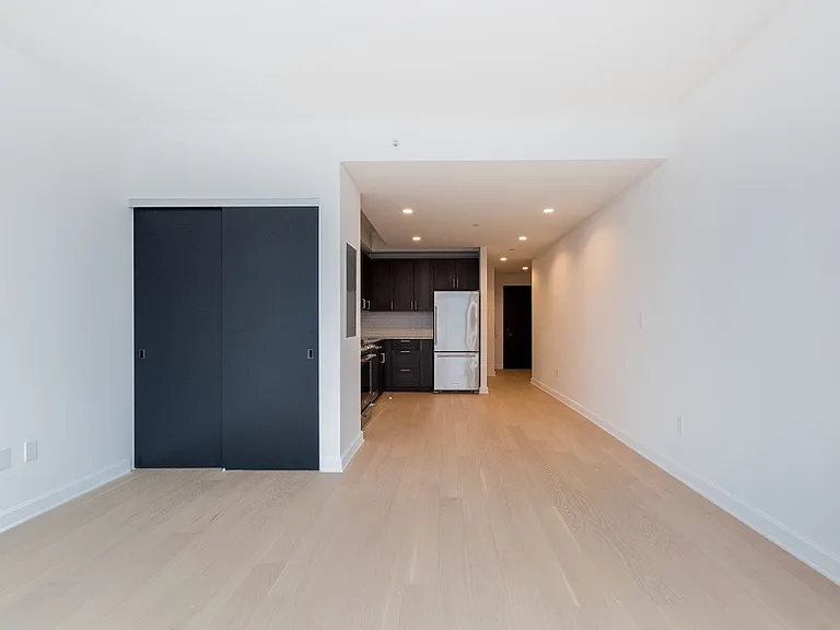 21 S End Ave #2409 — Photo 3
