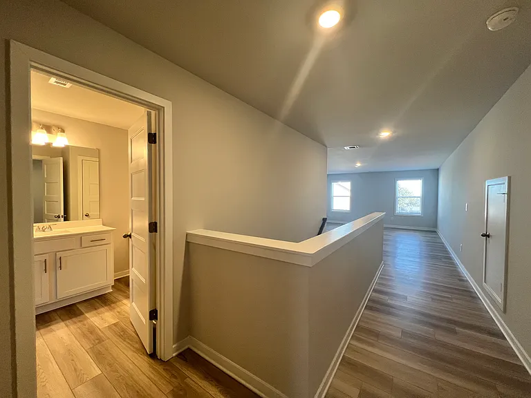 150 Rose Lake Ct — Photo 30