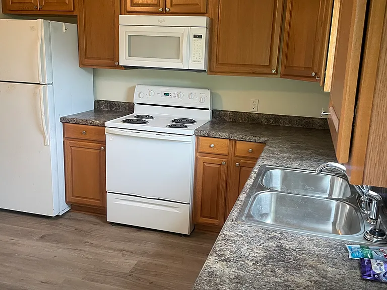 5609 Lagrange Rd — Photo 8