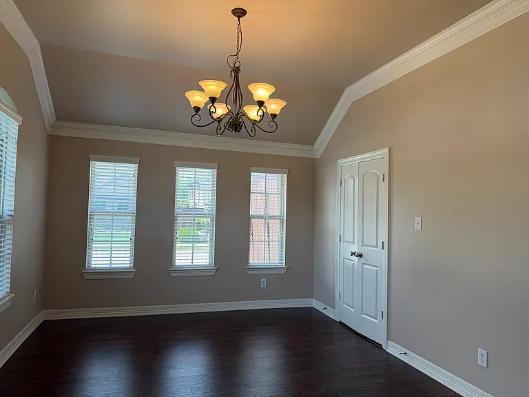 9638 Castlerock Trl — Photo 5
