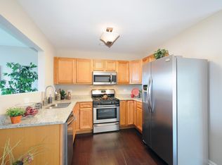 54 Harmony Ln, Romeoville, IL 60446