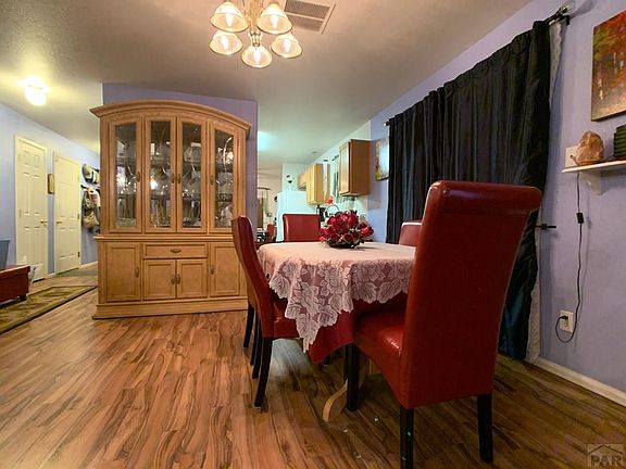 3rd image of 3015 Mirror Ave