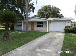 5015 Manor Dr, New Port Richey, FL 34652