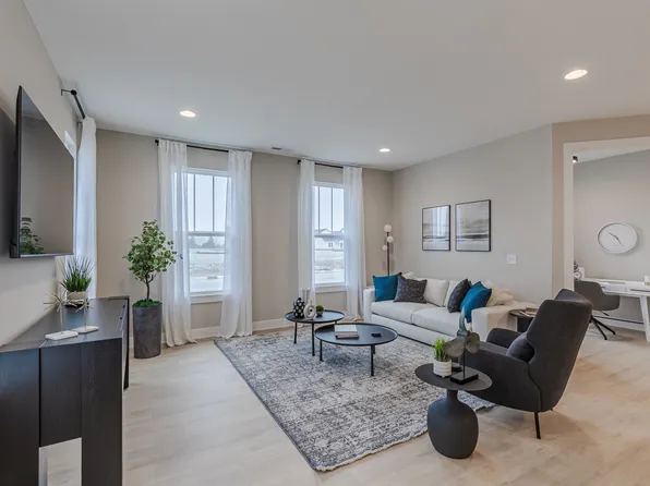 5768 Arcade Blvd, McCordsville, IN 46055