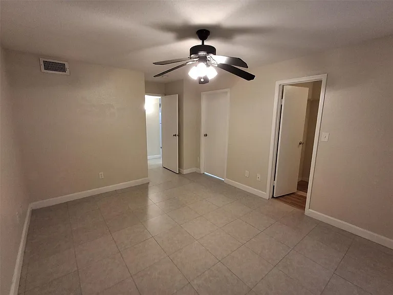 899 Riverside Dr #613 — Photo 10