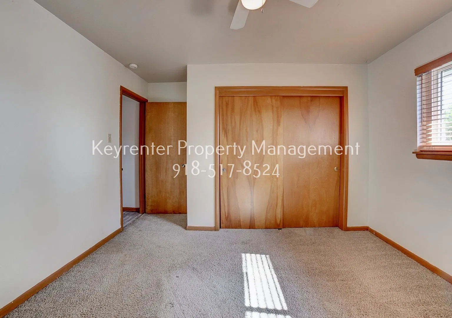 Beautiful 2BD/1BA next to River Parks — Photo 3