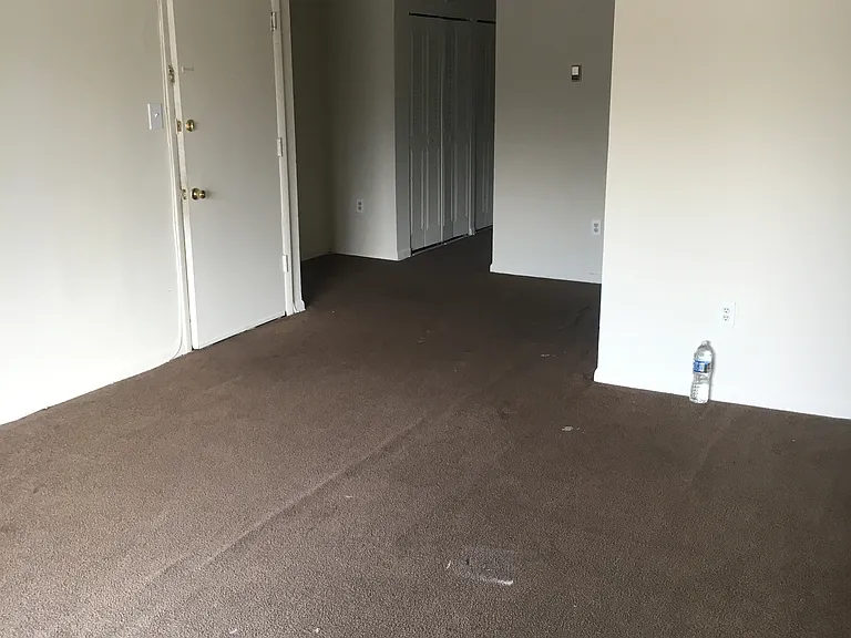 Amber Court — Photo 11