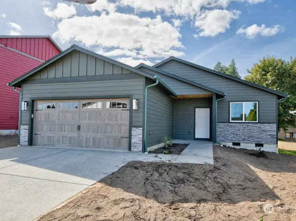 2111 Hawks View Lane, Winlock, WA 98596