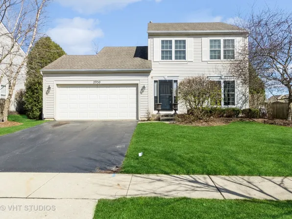 2930 Deerpath Ln, Carpentersville, IL 60110