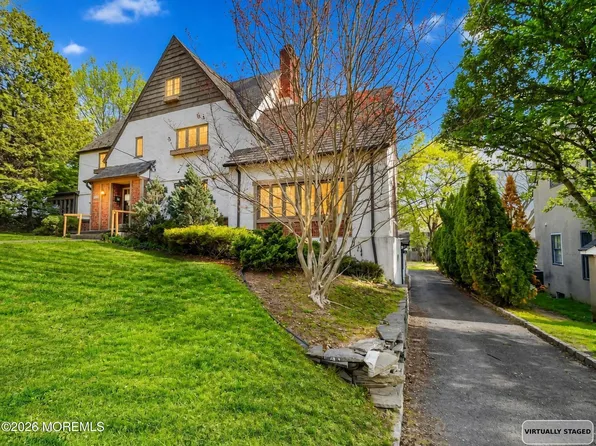 112 Oxford Place, Bergenfield, NJ 07621