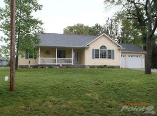 1708 Dorris Heights Rd, Harrisburg, IL 62946
