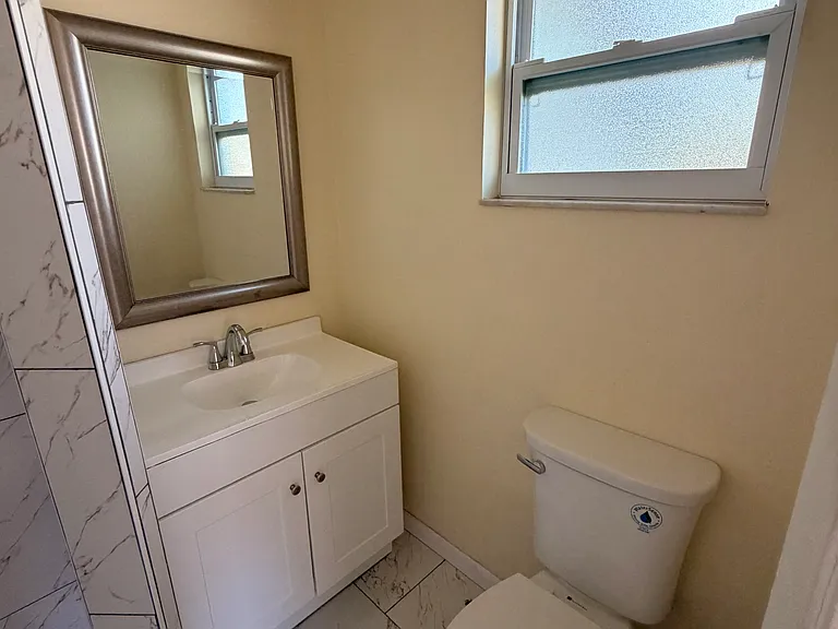 2244 Parker Ave — Photo 19