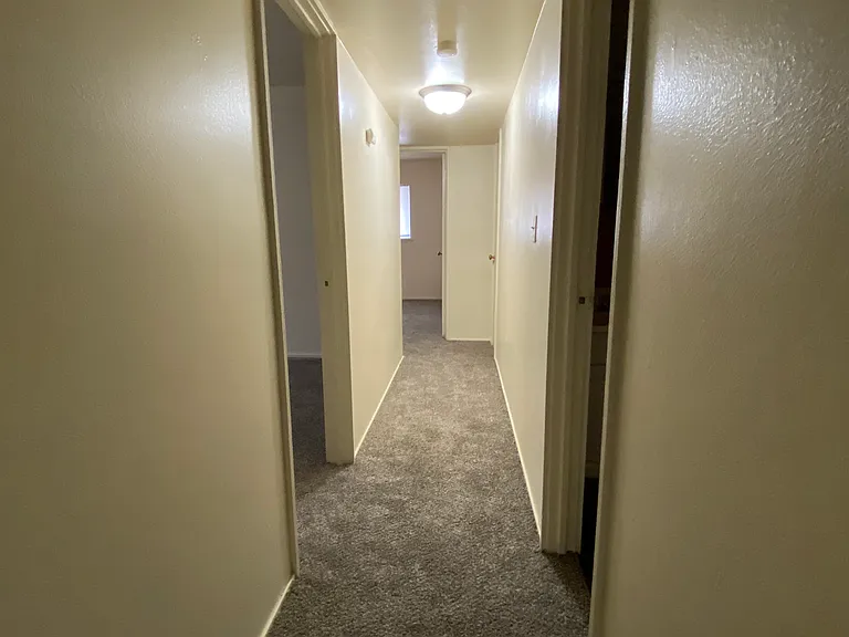 Frederick Avenue Apartments — Photo 38