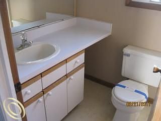 5th image of 1651 Kingsway Dr