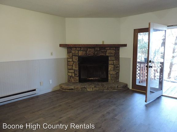 2nd image of 210 Sugar Creek Ln Unit 2