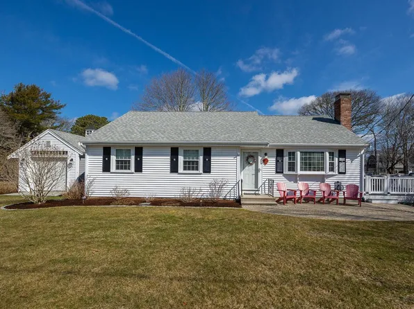 40 Willow Street, Harwich, MA 02645