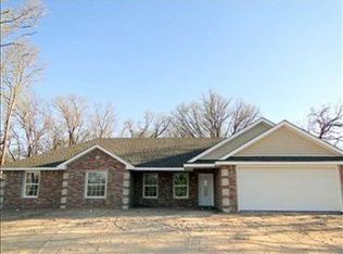 46137 Garretts Lake Rd, Shawnee, OK 74804