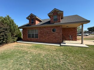 101 SE 6th St, Plainview, TX 79072