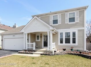 2013 Clarewood Ln, Mundelein, IL