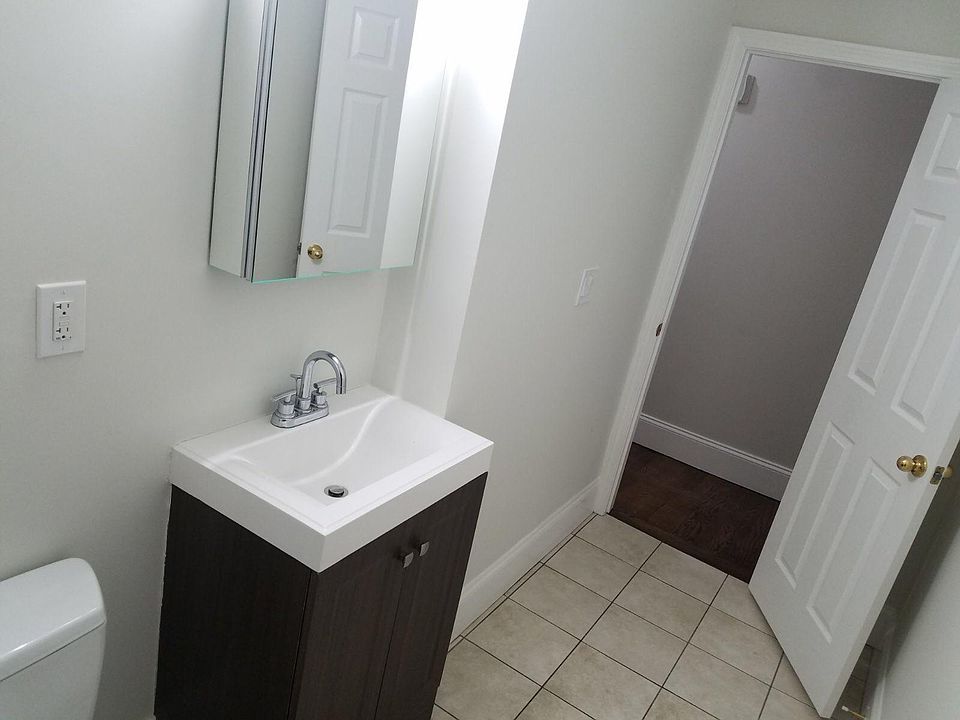 2nd image of 24 Seaver St #4AM