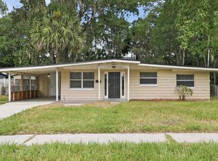 3018 Carrevero Dr W, Jacksonville, FL 32216
