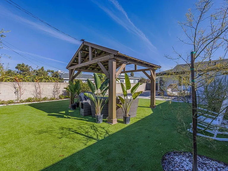 13421 Nevada St — Photo 13