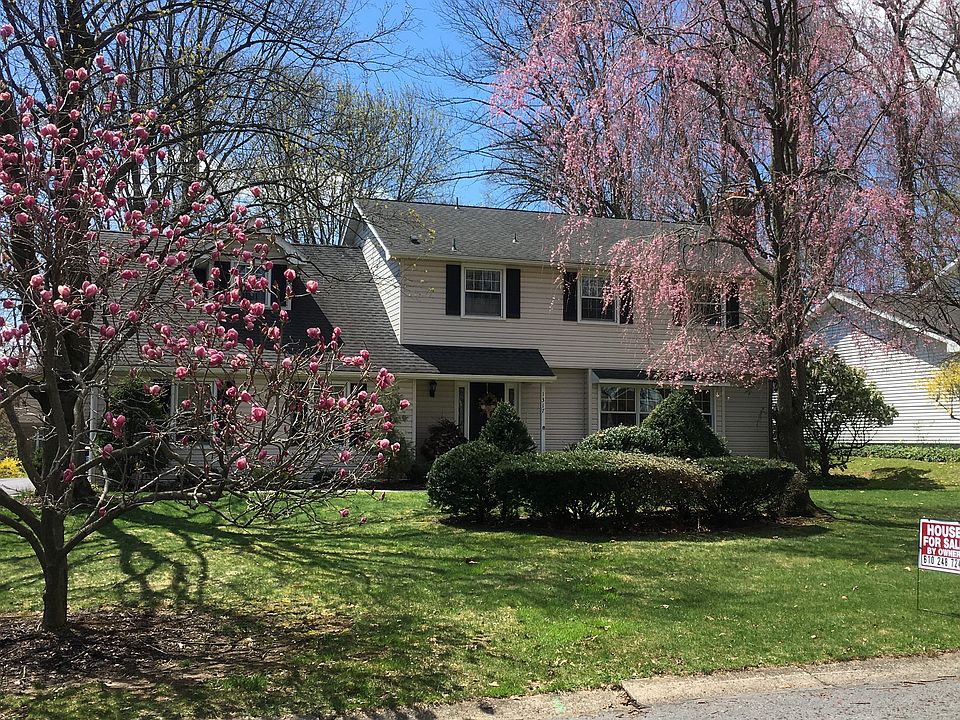 1st image of 1317 Woodland Cir