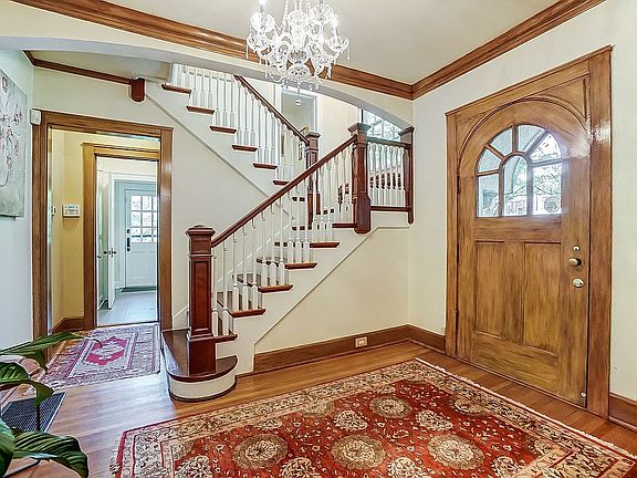 5th image of 4153 Rose Hill Ave