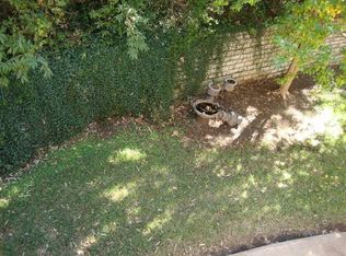 2405 Perkins Rd, Arlington, TX 76016