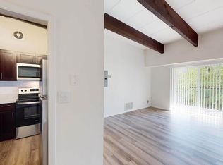 350 Engamore Ln APT 208, Norwood, MA 02062