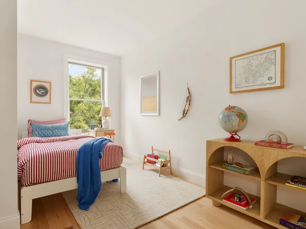 221 Prospect Place image 9 of 15