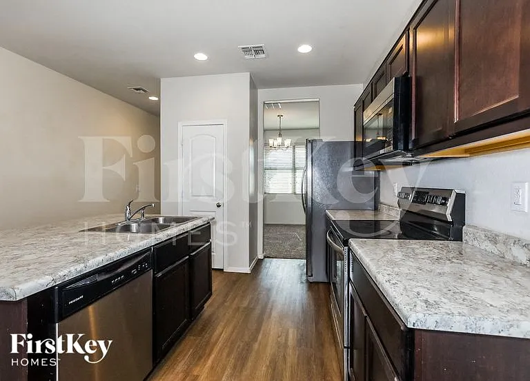 11316 E Cliffrose Ln — Photo 8