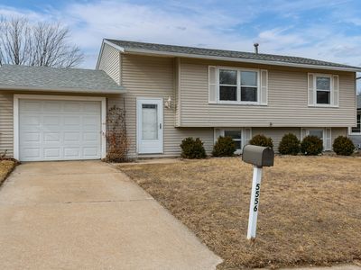 5556 N Thornwood Ave, Davenport, IA, 52806