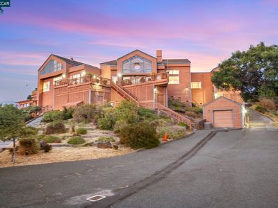 5435 Heavenly Ridge Ln, Richmond, CA, 94803